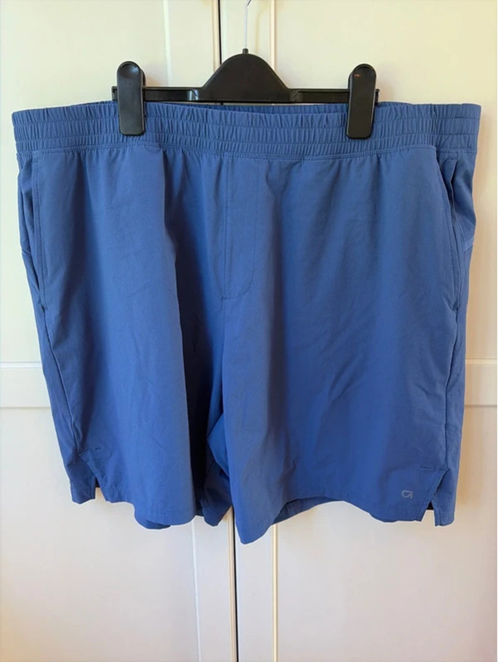 GapFit Men’s XXL Blue Athletic Running Training Shorts Pockets NWOT